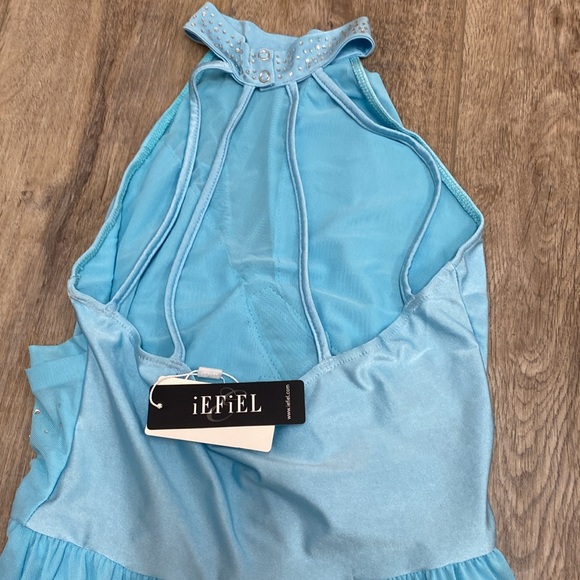 Womens Dance Costume Halter Neck Irregular Hem New w tags - Size Small Adult - Picture 4 of 7